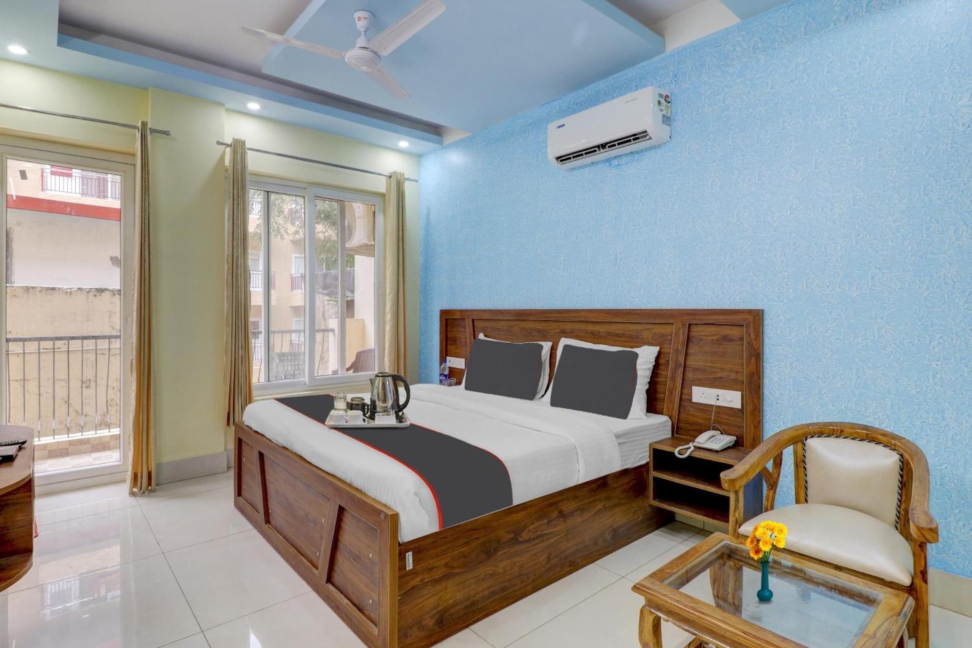 Super Capital O Crestwood Inn Dehradun Ngoại thất bức ảnh