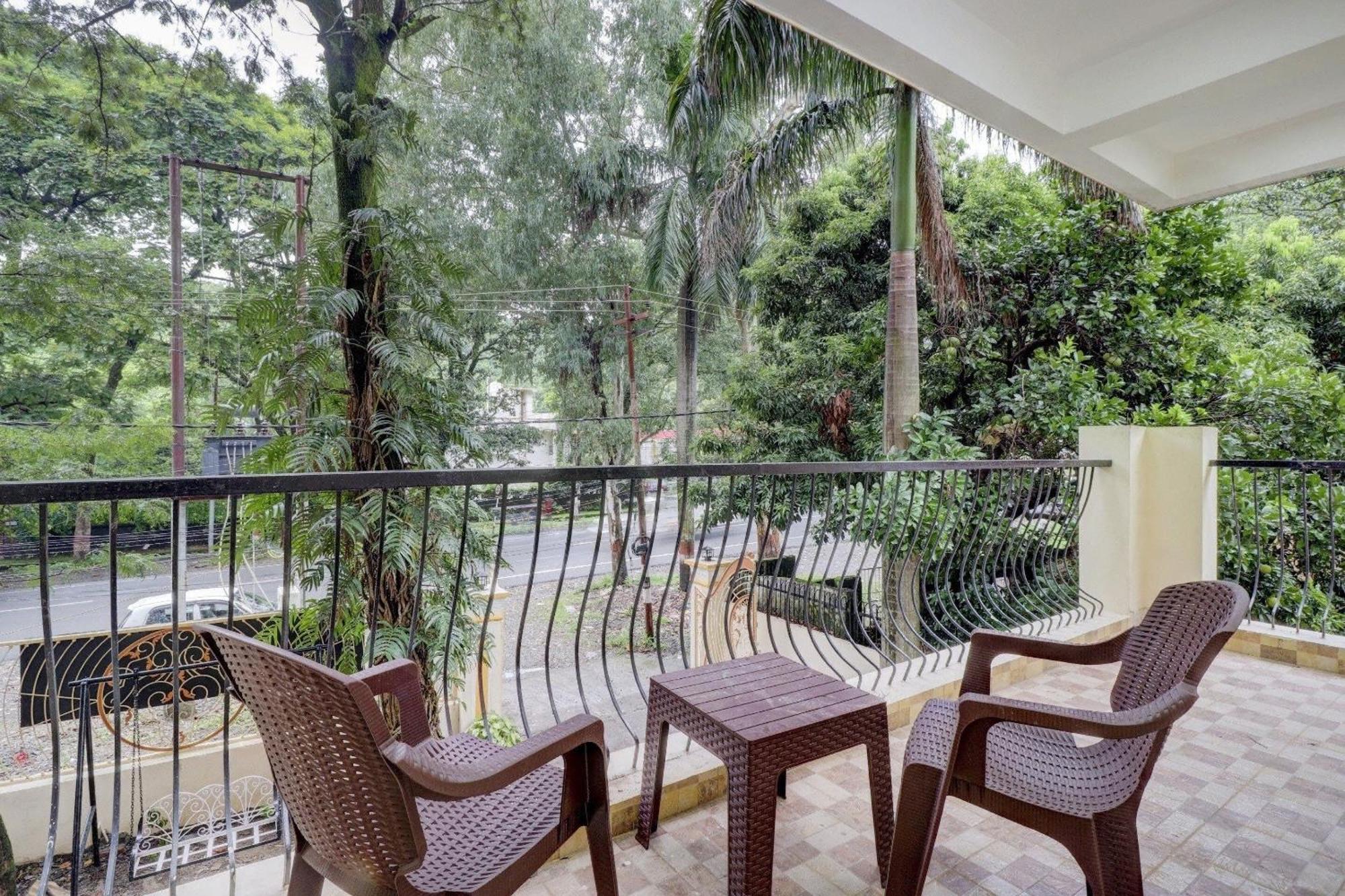 Super Capital O Crestwood Inn Dehradun Ngoại thất bức ảnh